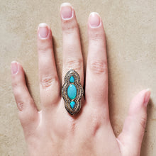 Load image into Gallery viewer, Oxidized Silver and Opal Ring
