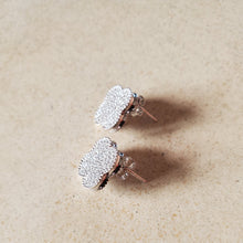 Load image into Gallery viewer, Four Leaf Clover Post Earrings

