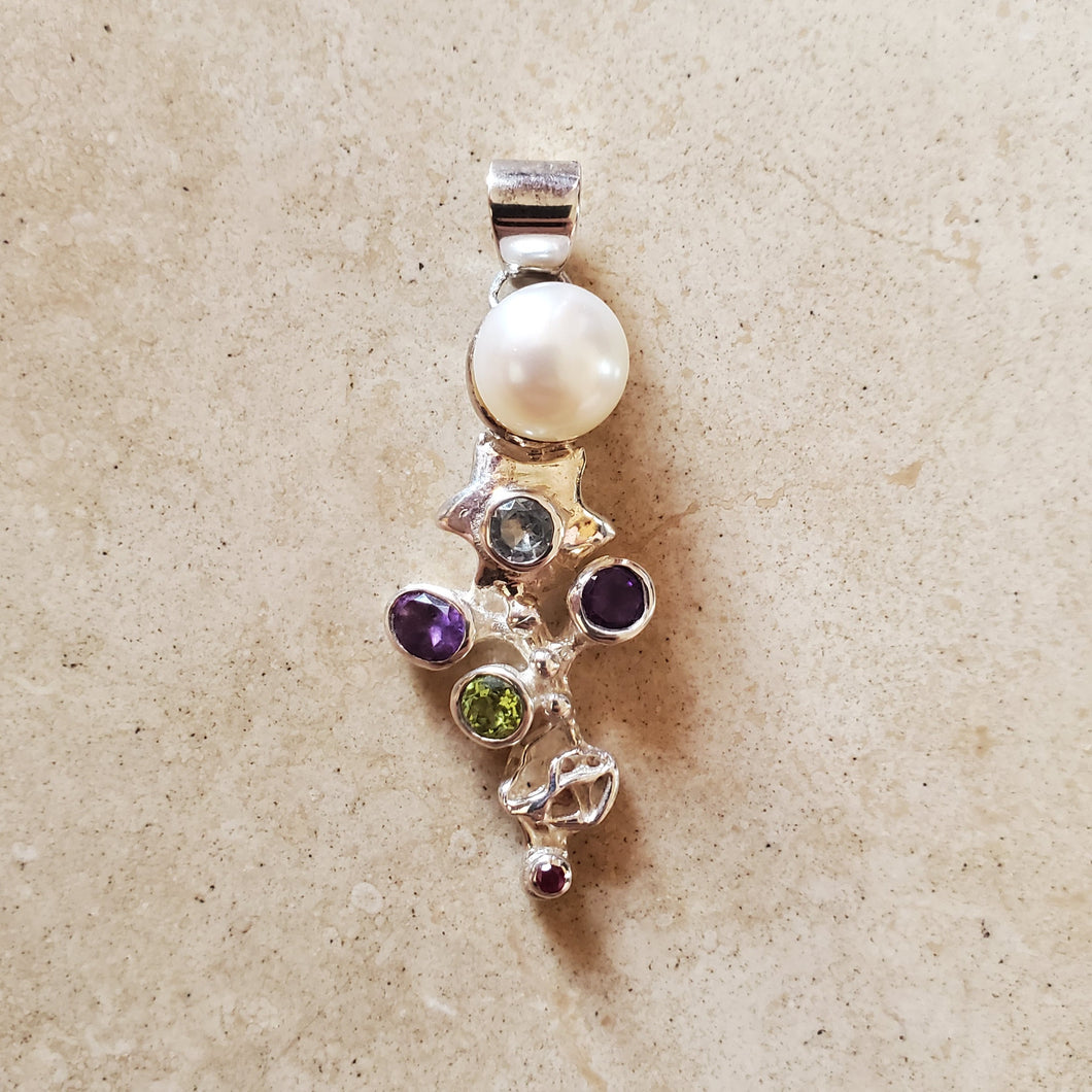 Pearl with Semi-Precious Stones Pendant