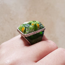 Load image into Gallery viewer, Green Rectangular Murano Glass Ring
