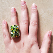 Load image into Gallery viewer, Green Rectangular Murano Glass Ring
