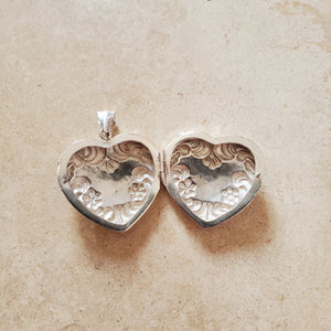 Silver Decorative Heart Locket