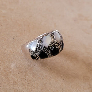 Silver Ring with Mother of Pearl and Onyx